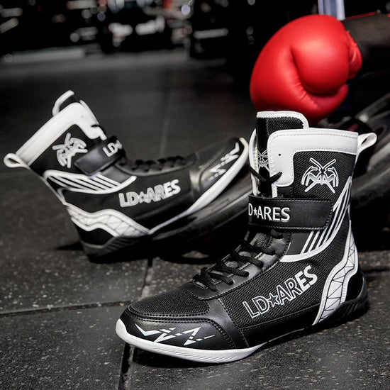 New Men Wrestling Shoes Red White Fighting Shoes for Mens Brand Designer Boxing Boots Man Gym Training Shoe